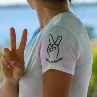 woman female tie dye peace sign atb8769
