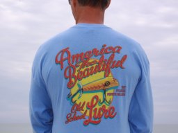 man-male-pflueger-fishing-lure-ocean-ATB0582